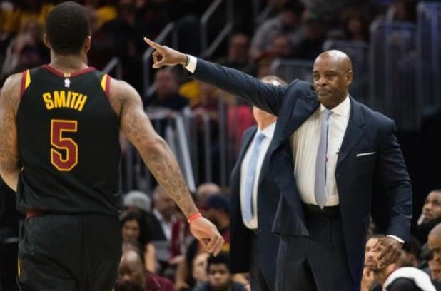 和评论员开 和评论员开