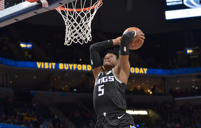 库里以52 库里以52