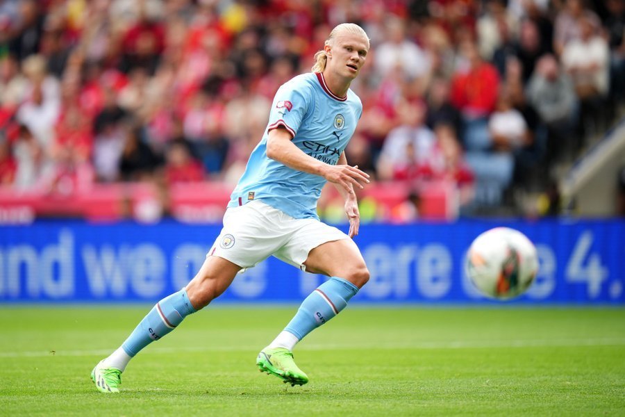 与当地发行 与当地发行